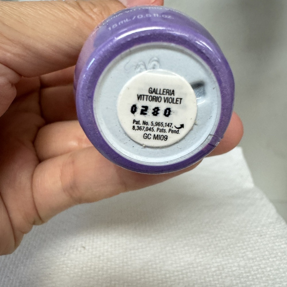 OPI Gel Nail Polish 0.5fl.oz UV/LED Gel Color GC MI09- Galleria Vittorio Violet